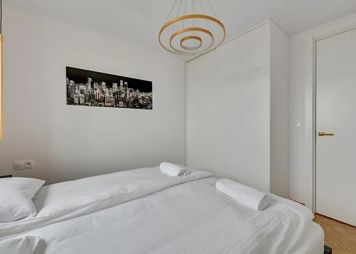 Luxury Voyager - Sea View