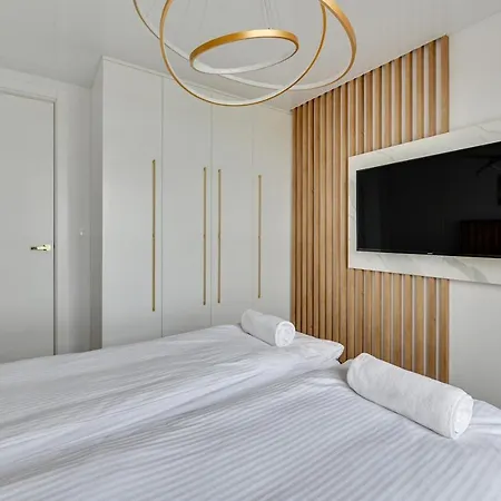 Luxury Voyager - Sea View 公寓 *