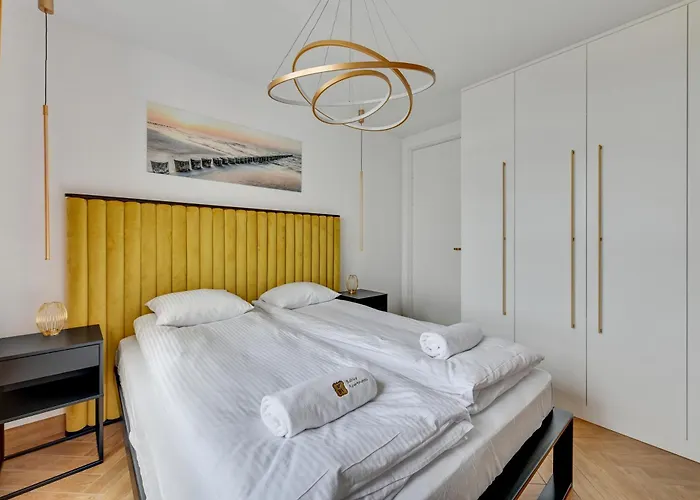 Luxury Voyager - Sea View Apartment *