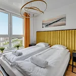 Luxury Voyager - Sea View *